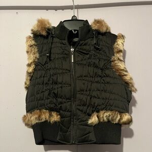 🐆Guess Quilted Vest with Rabbit Fur Trim🐇
